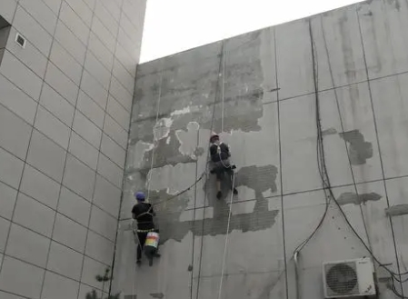建水楼顶漏水维修公司分享下建水外墙防水的注意事项